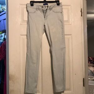 Light wash skinny jeans! Size 6. Flaws pictured.